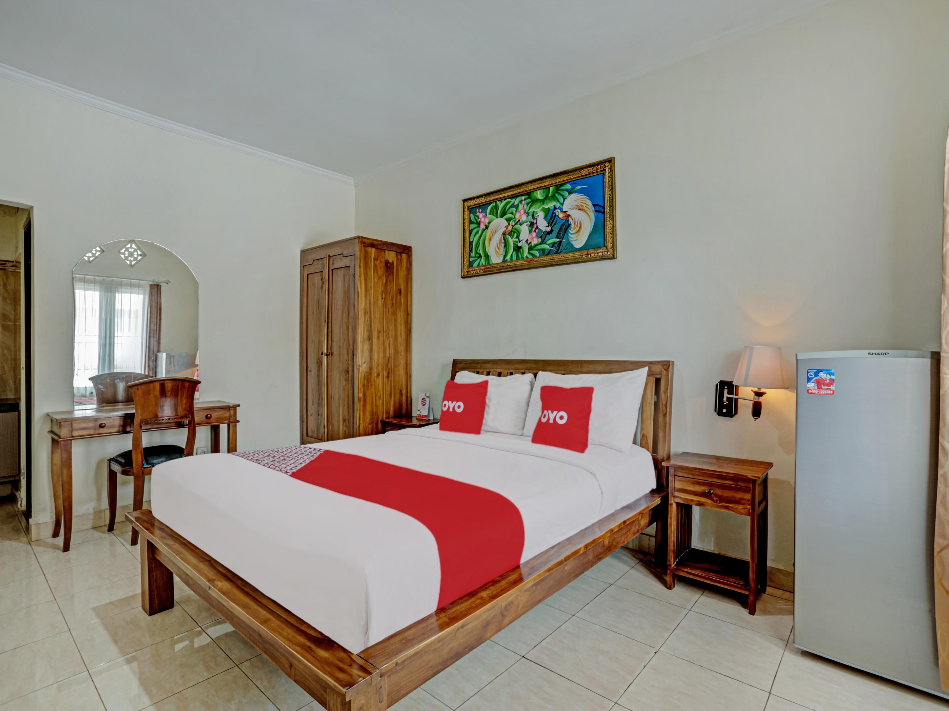 Super Oyo 3904 Kiki Residence Bali Legian Esterno foto