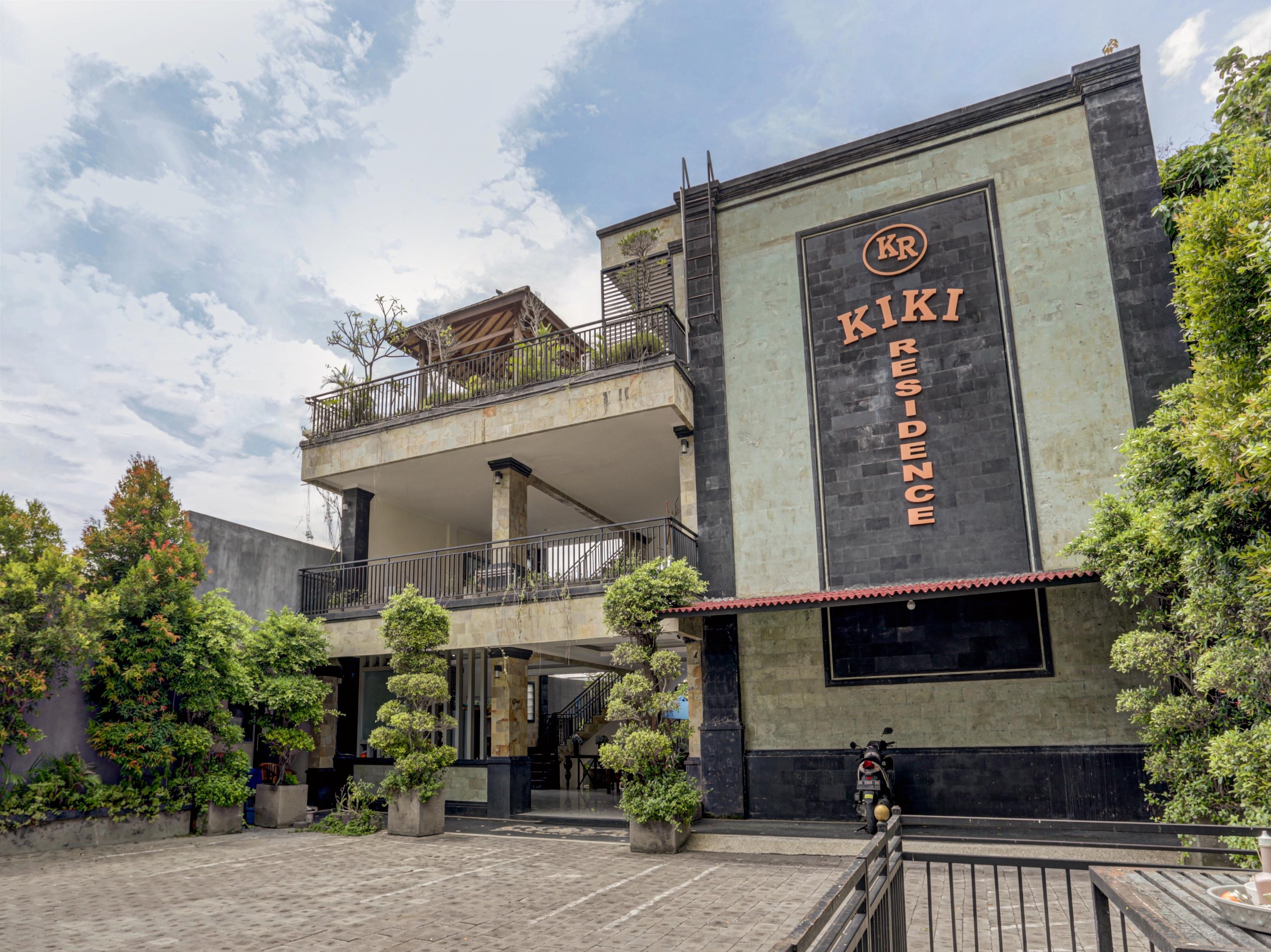 Super Oyo 3904 Kiki Residence Bali Legian Esterno foto