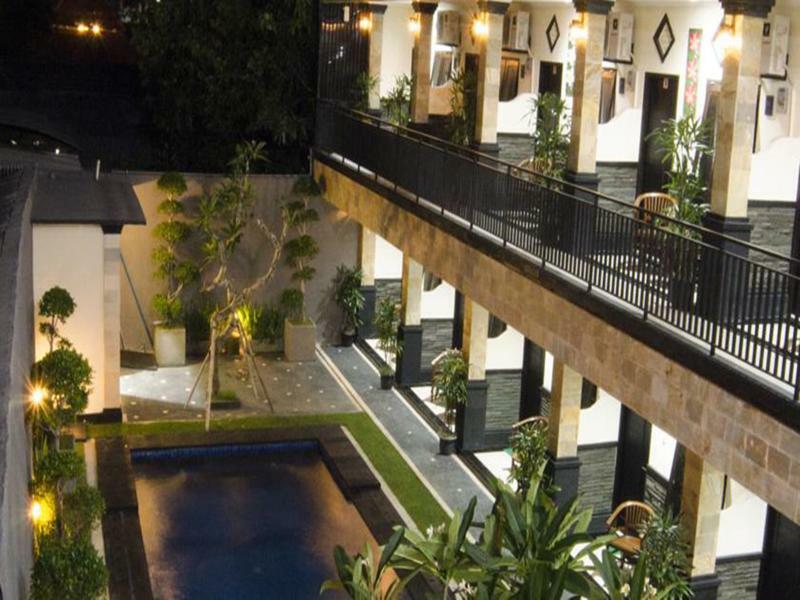 Super Oyo 3904 Kiki Residence Bali Legian Esterno foto